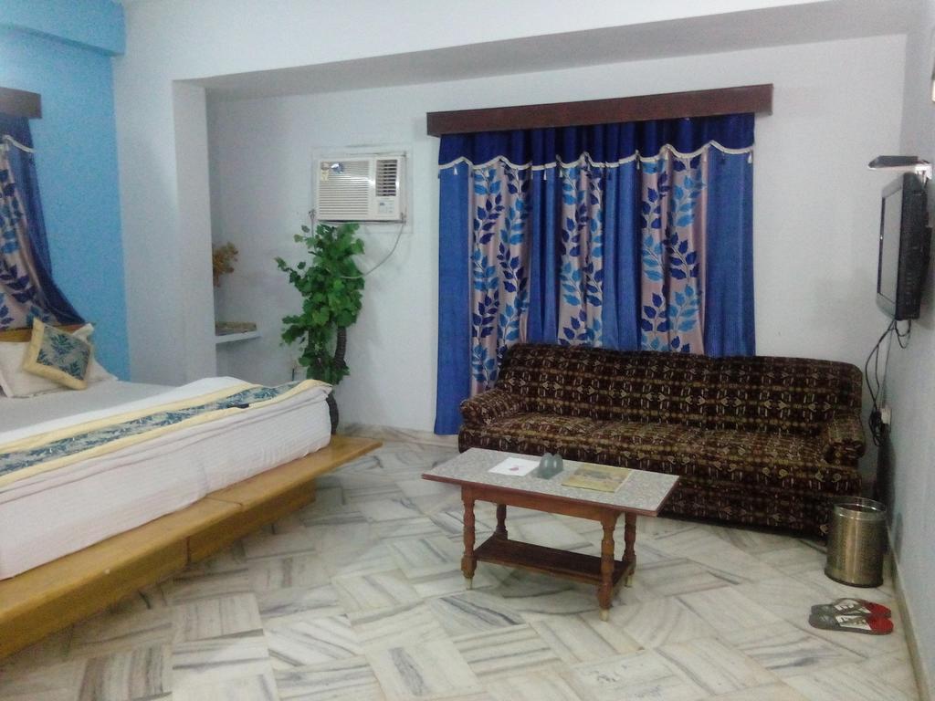Oyo 11751 Amantran 1 Hotel Patna  Bagian luar foto